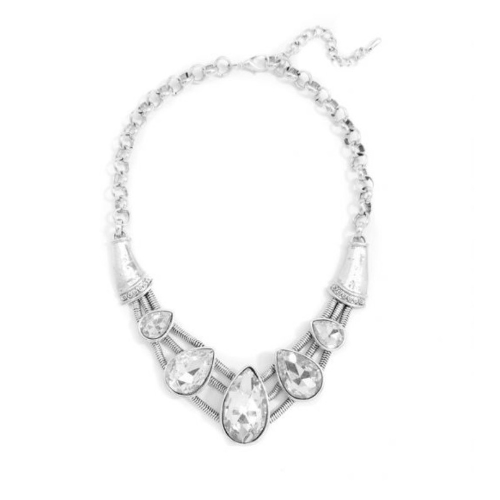 Zenzii necklace NWT